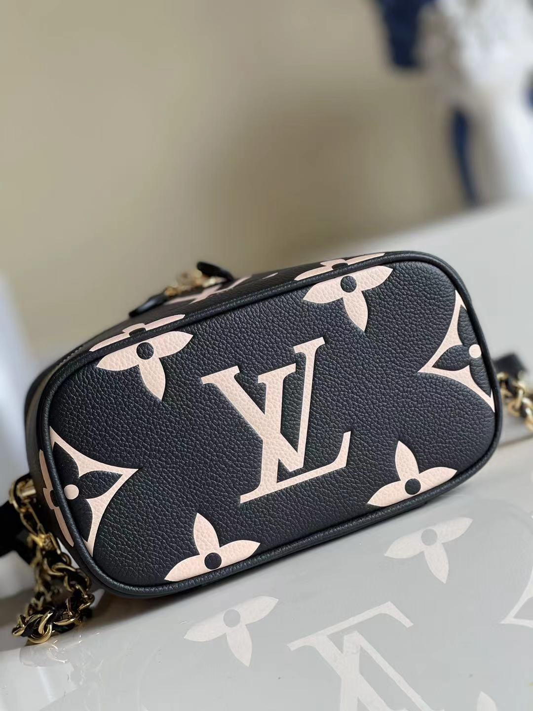 Shop Louis Vuitton MONOGRAM Vanity pm (M45780) by TAKASho